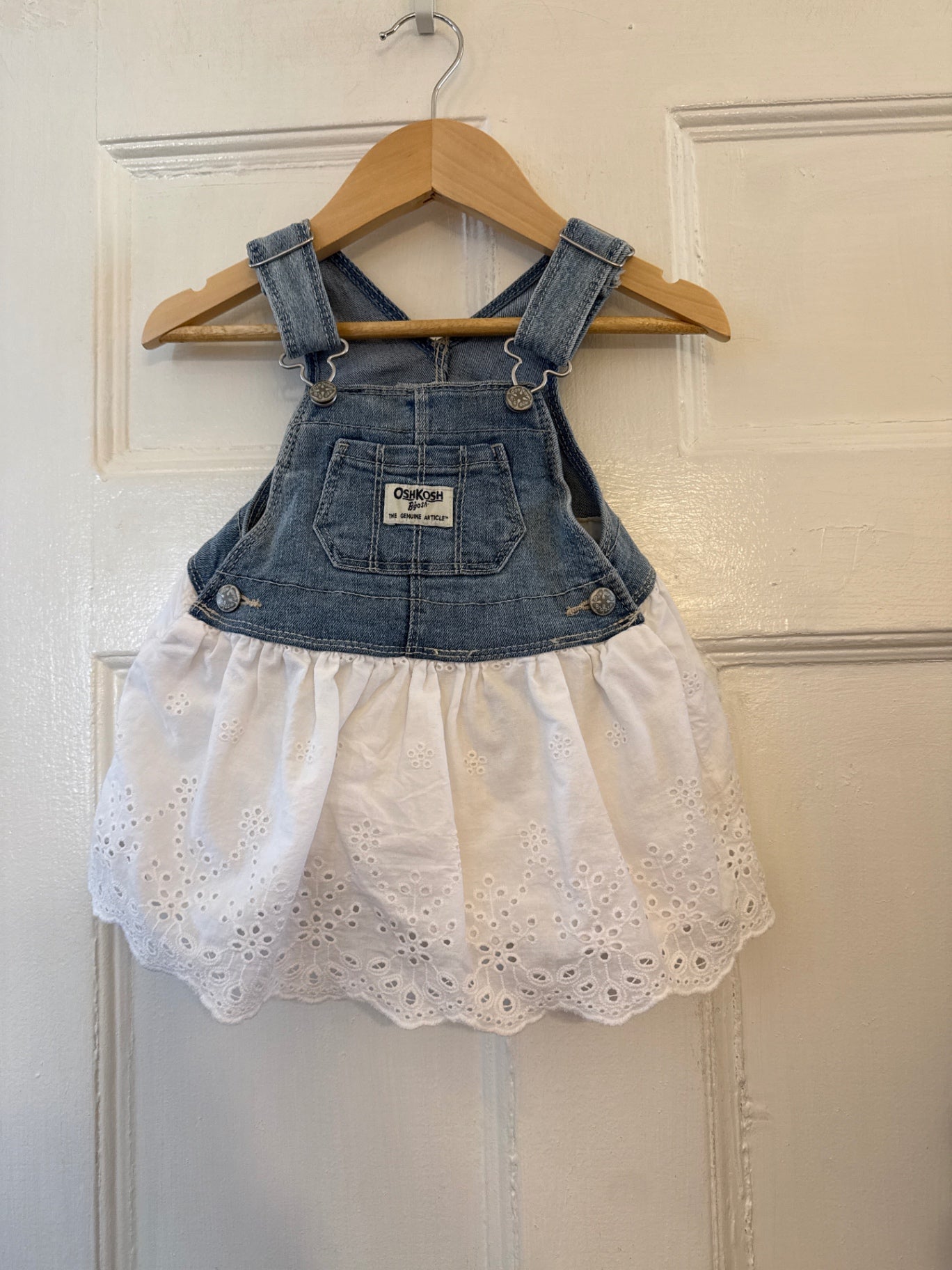 OshKosh B'gosh Dress 9 mo. Very Good