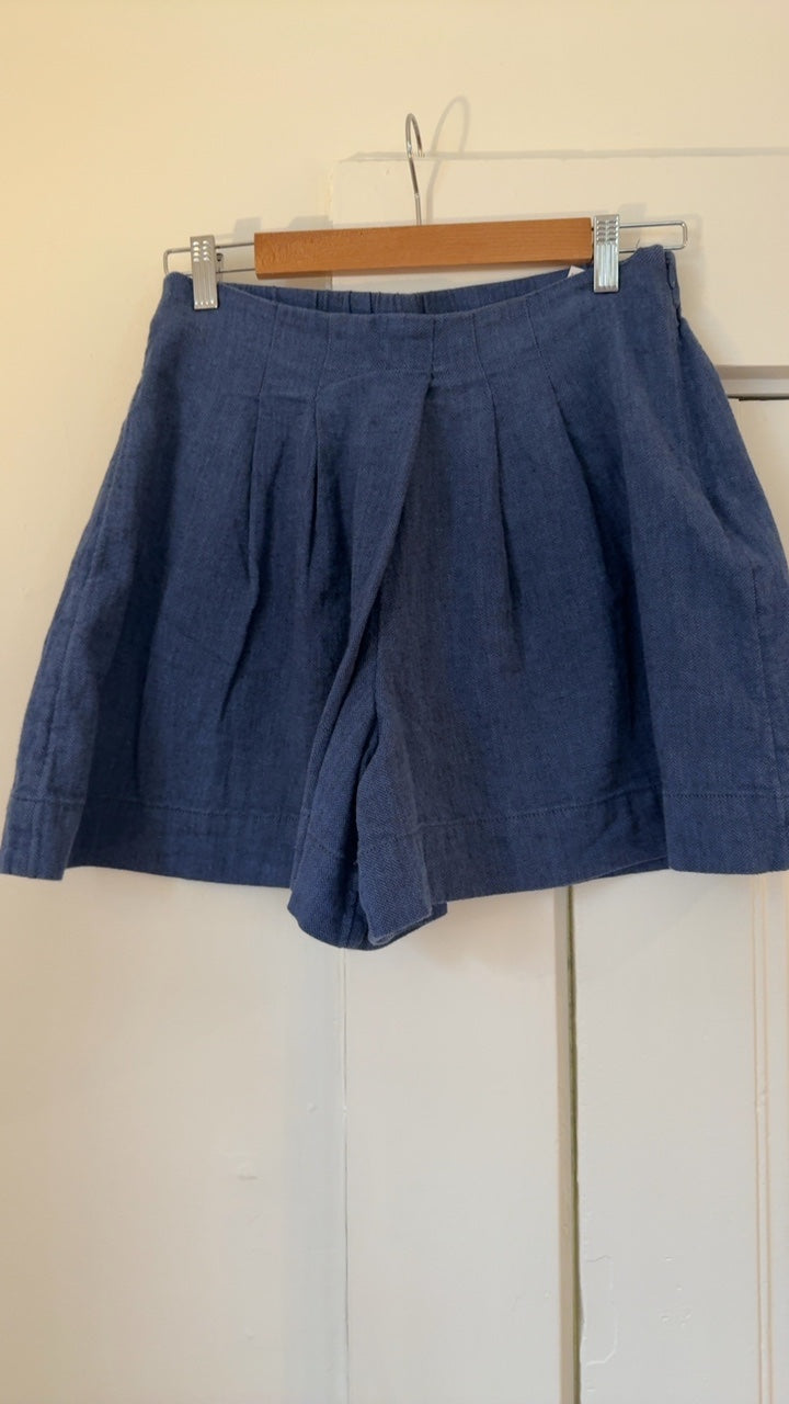 Banana Republic Factory Shorts S
