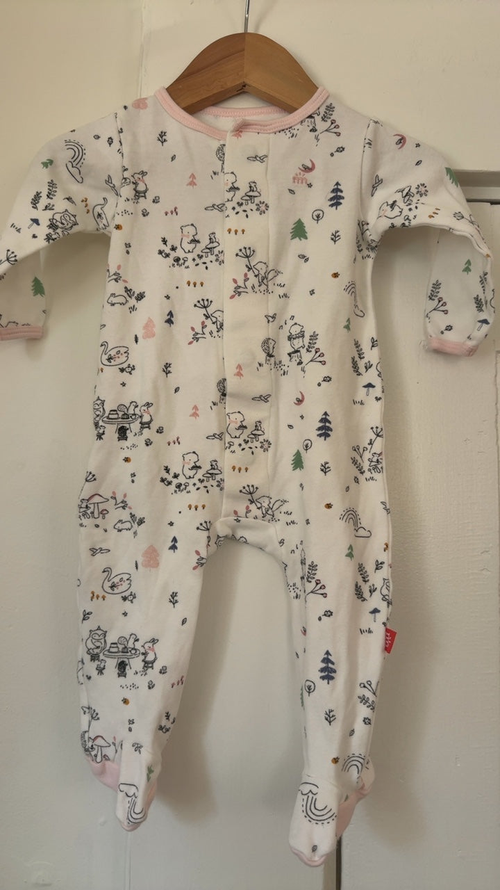 magnetic me Pajamas 3-6 mo.