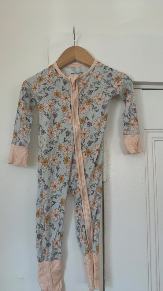 Little One Shop Pajamas 6-12 mo.