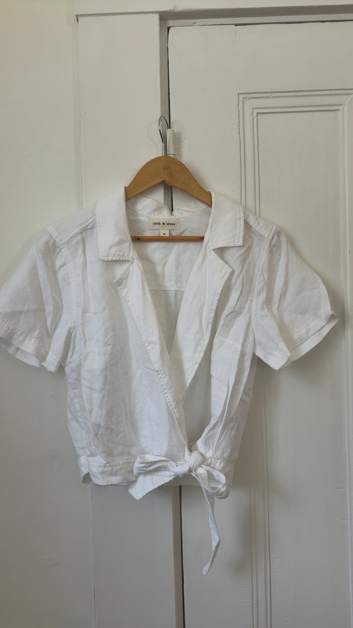 Anthropologie Cloth and Stone M
