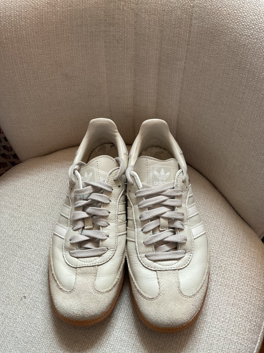 Adidas Shoes 8.5 Very Good