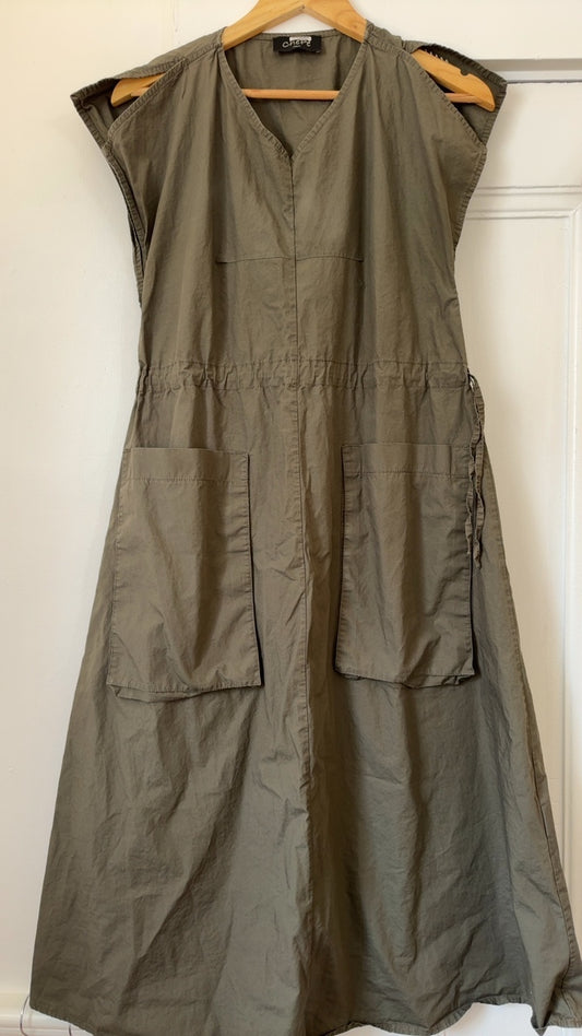 chepe Dress M