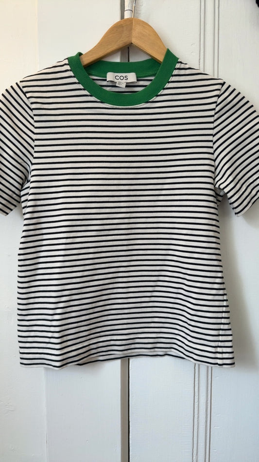 COS T-Shirt XS New without tags