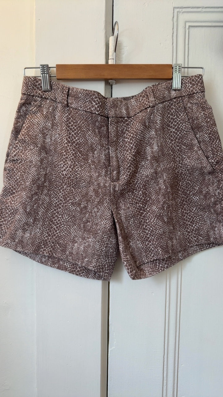 Banana Republic Shorts 4 Very Good
