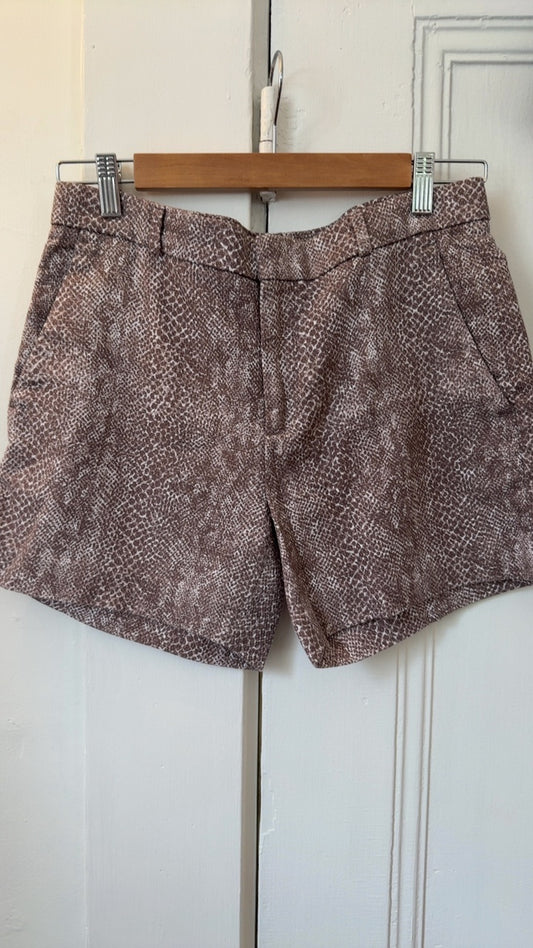 Banana Republic Shorts 4 Very Good