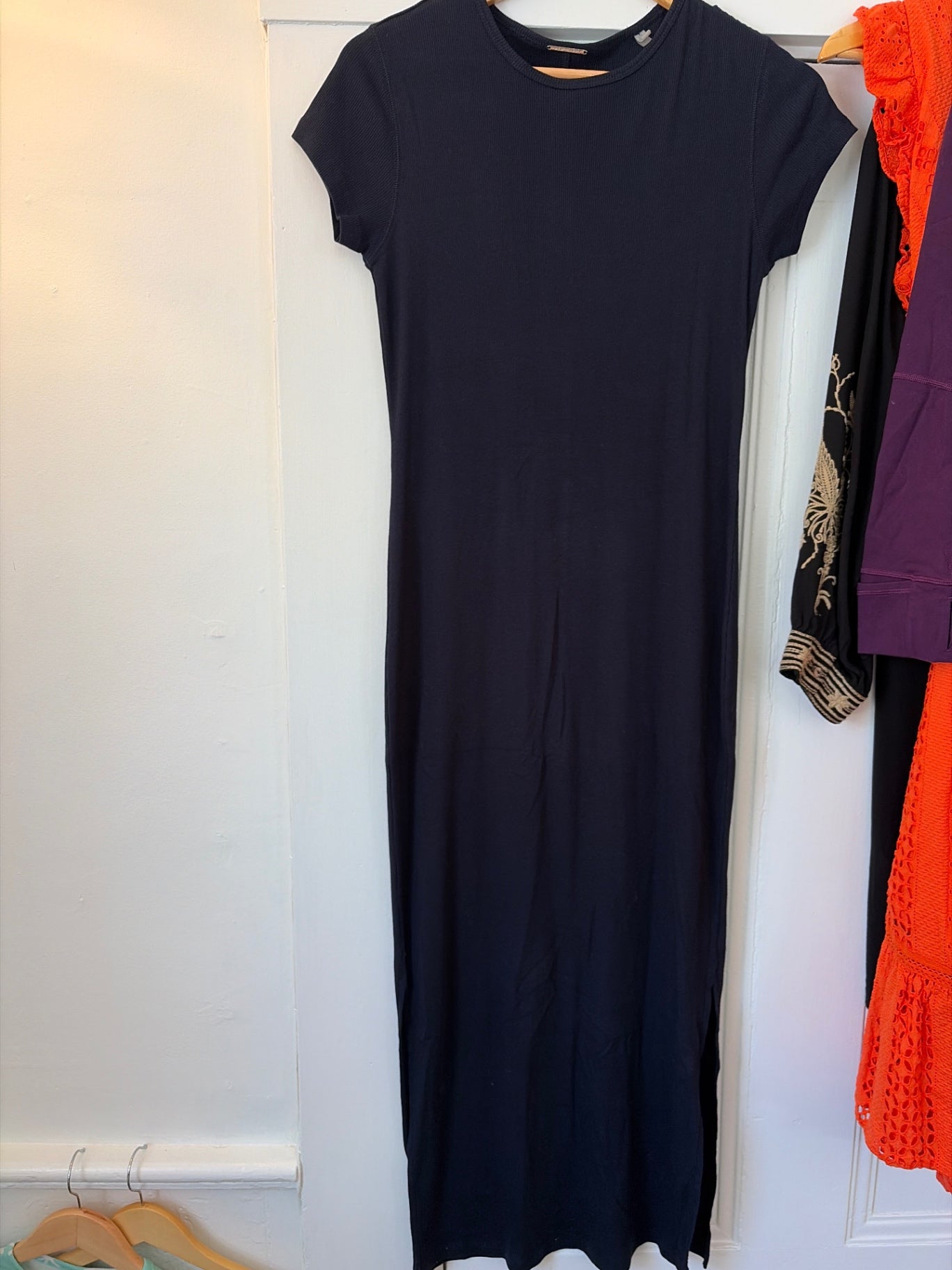 Elie Tahari Dress M New without tags