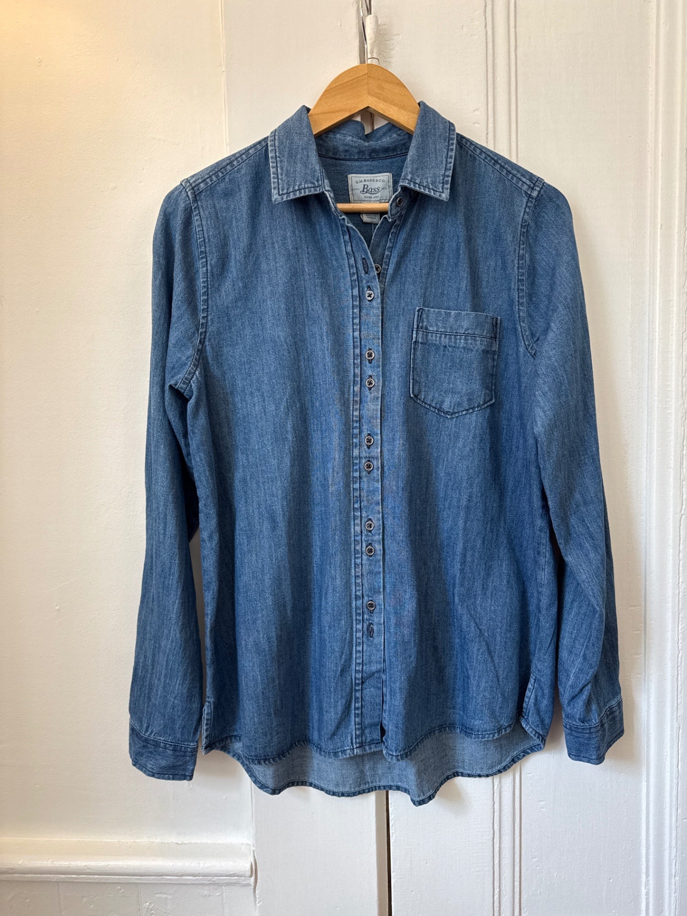 G.H. Bass & Co. Shirt M New with tags
