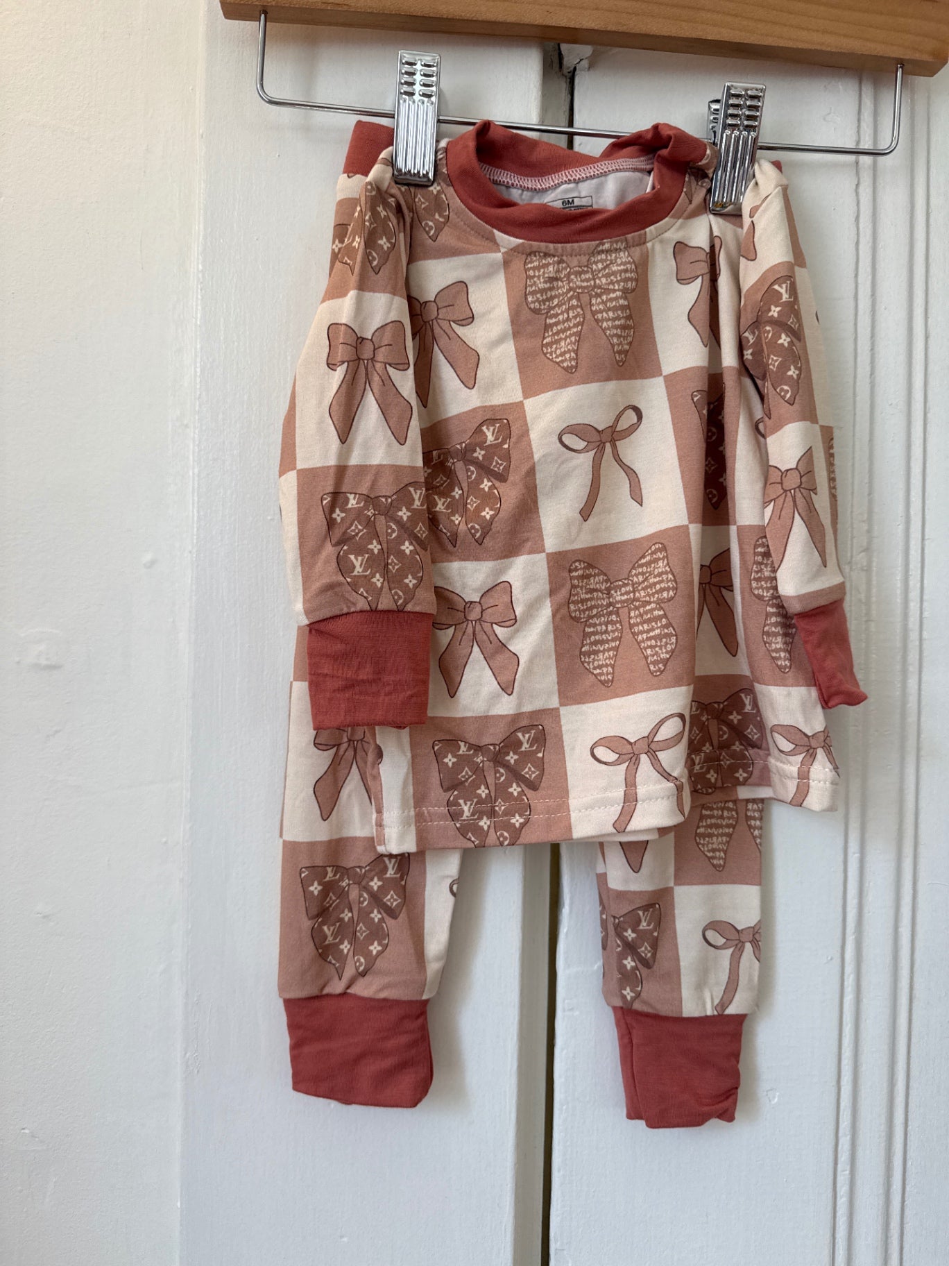 Pajamas 6M Very Good