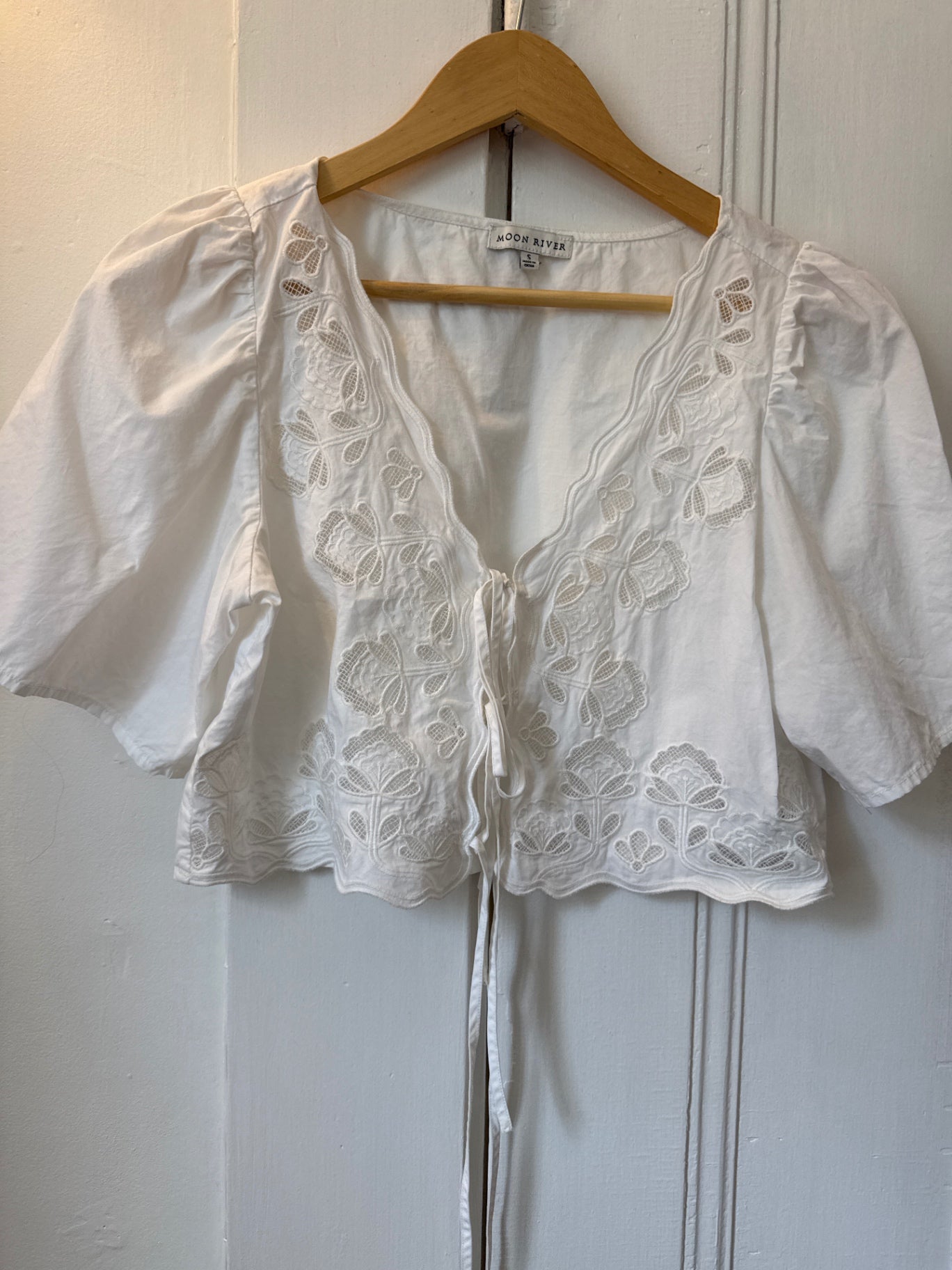 MOON RIVER Top S Very Good