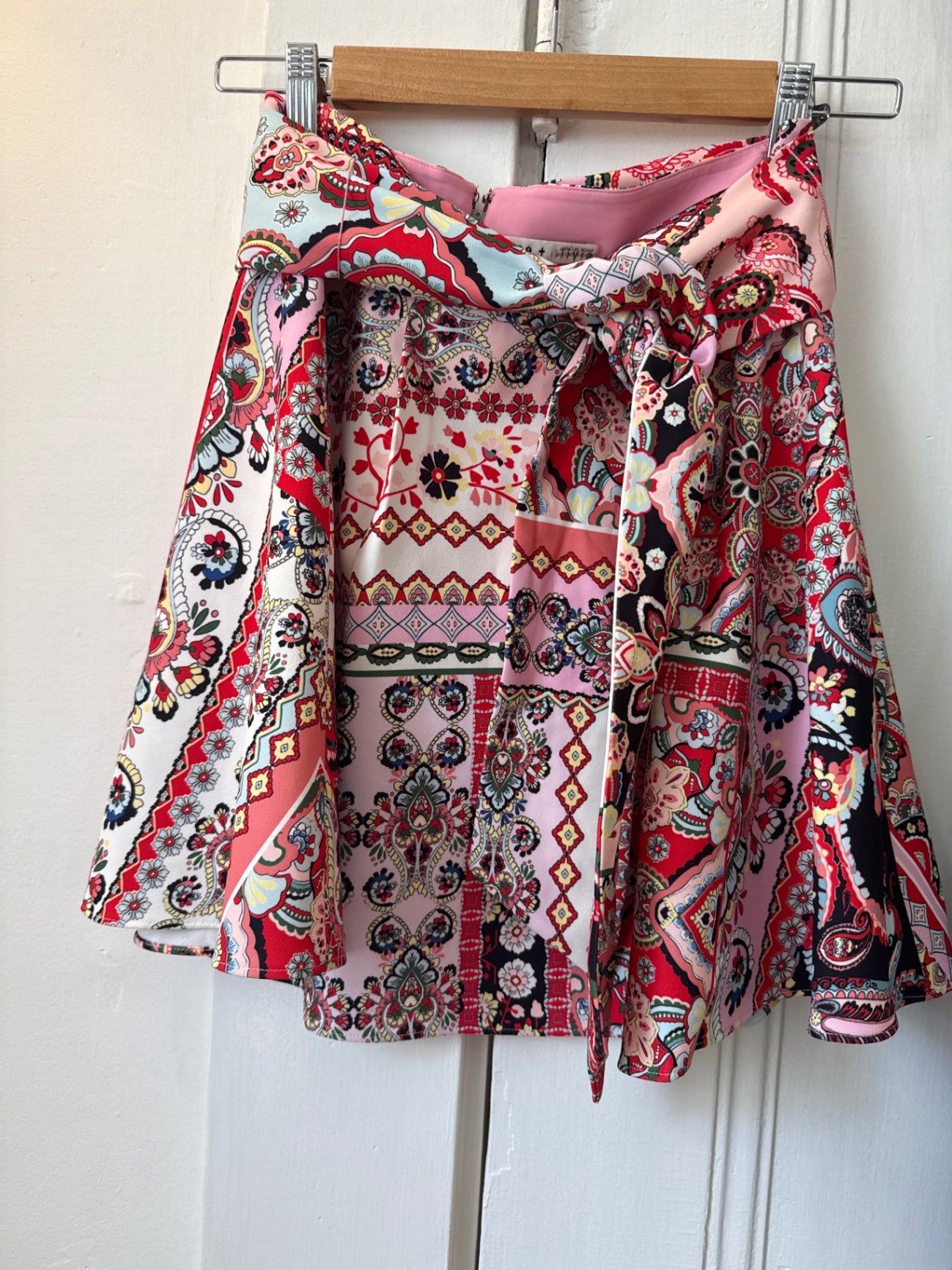 Alice + Olivia Skirt 4 Very Good