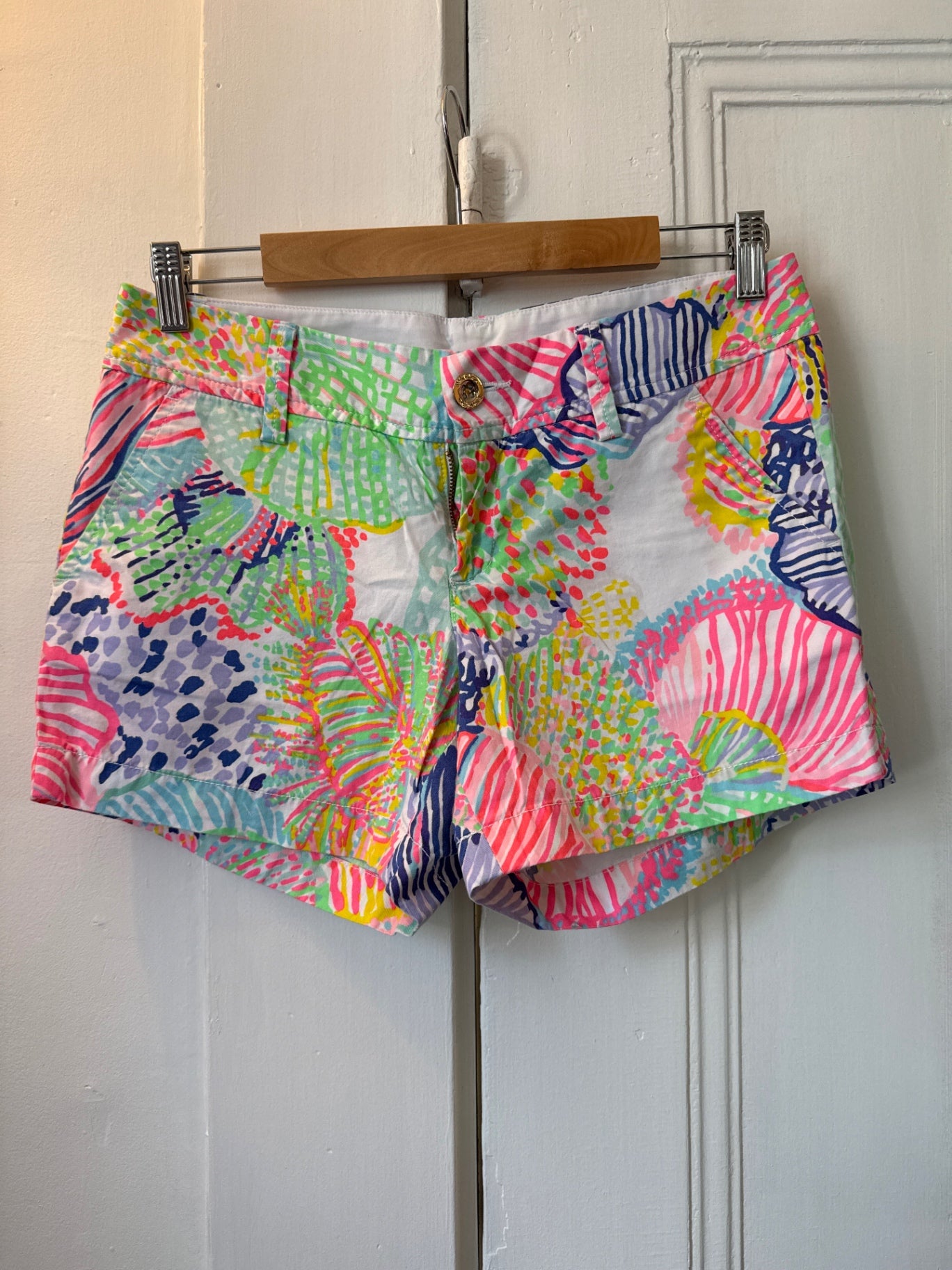 Lilly Pulitzer Shorts 4 Very Good