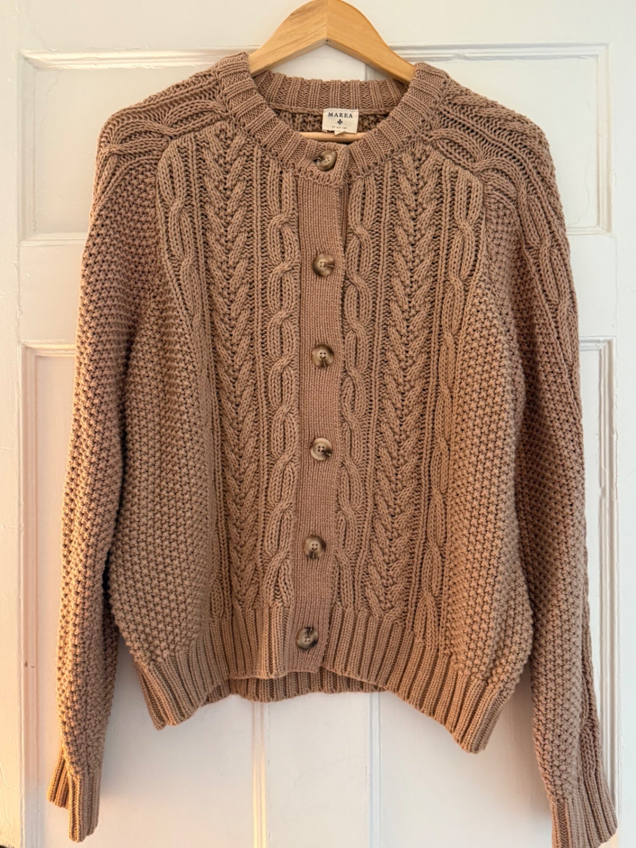 marea Sweater M New without tags