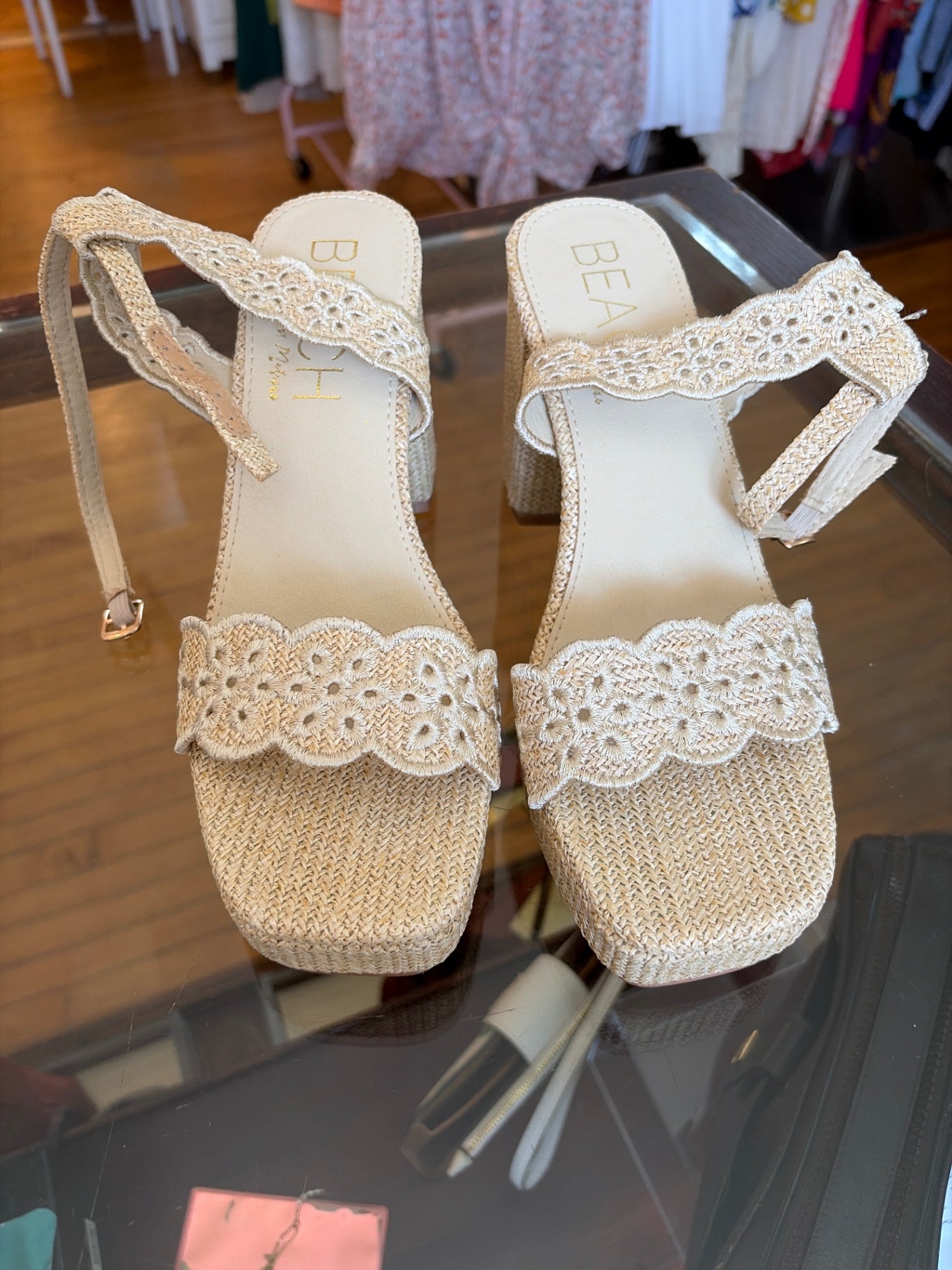 Beach by Matisse Shoes 8 Very Good