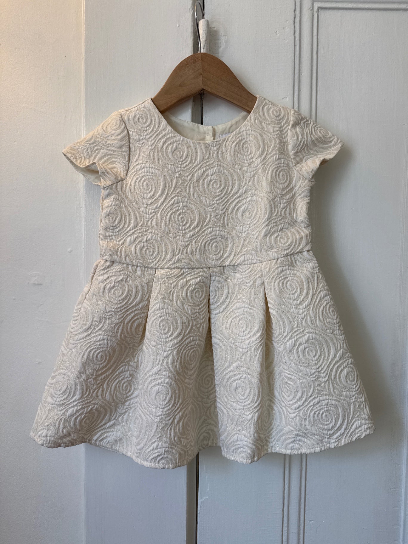 The Children’s Place Dress 2 Very Good