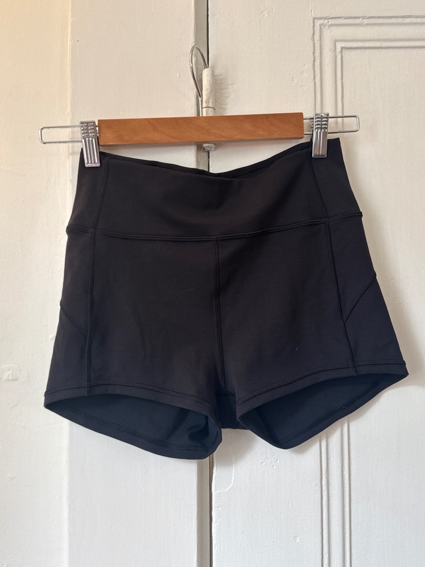 Lululemon Shorts 8 Very Good