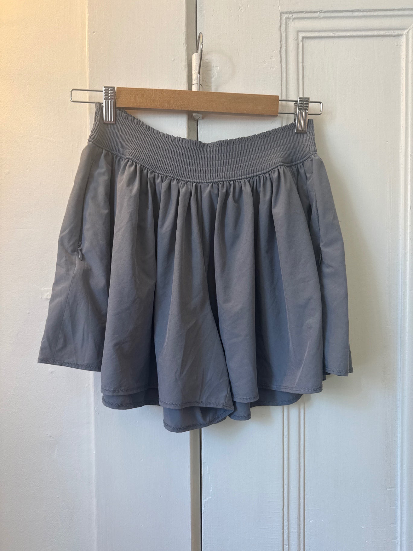 Athleta Shorts S Good