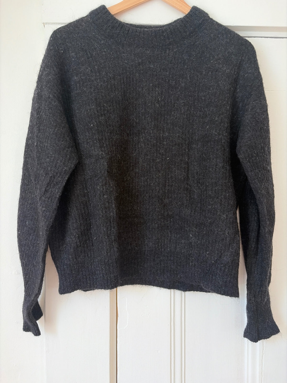 Everlane Sweater M Good