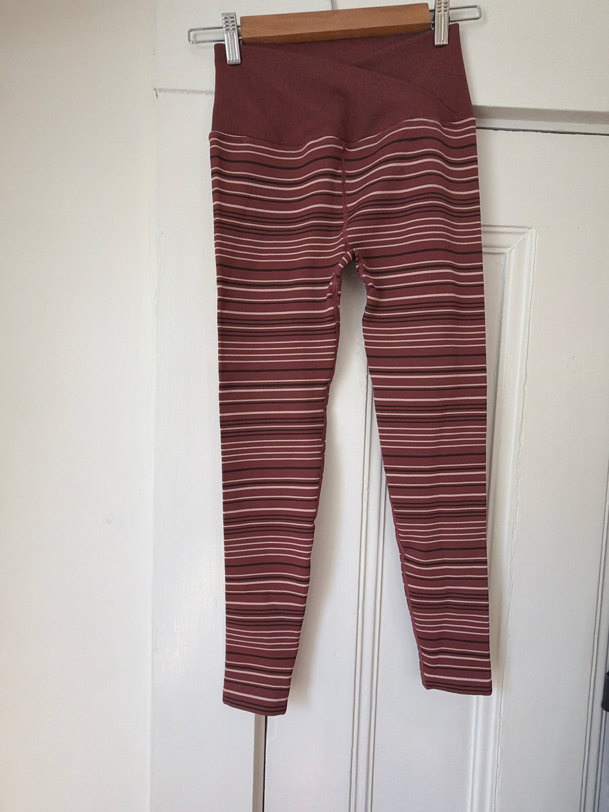 Spiritual Gangster Pants XS New without tags