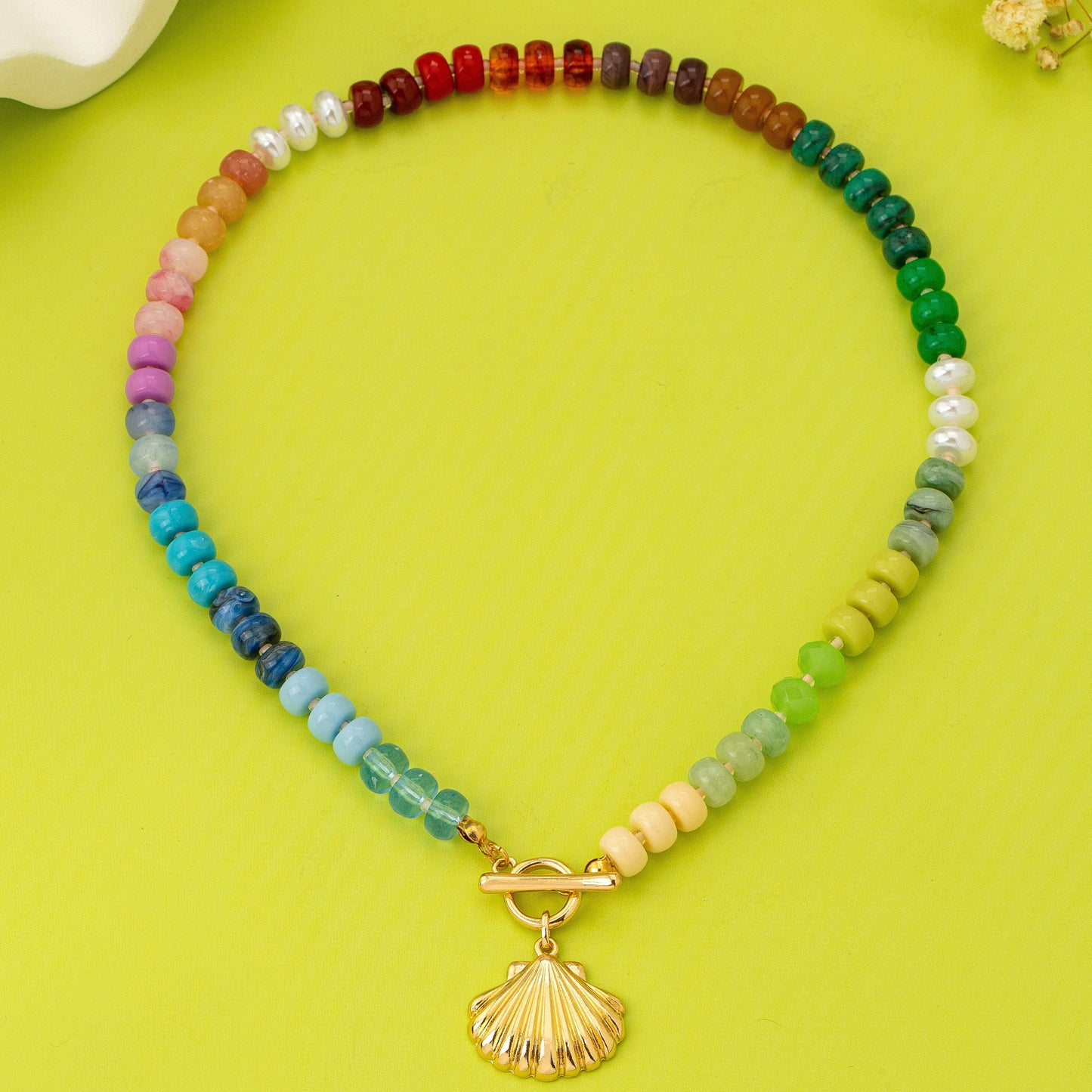 Rainbow Beaded Seashell Charm Necklace | 80N92899: Gold