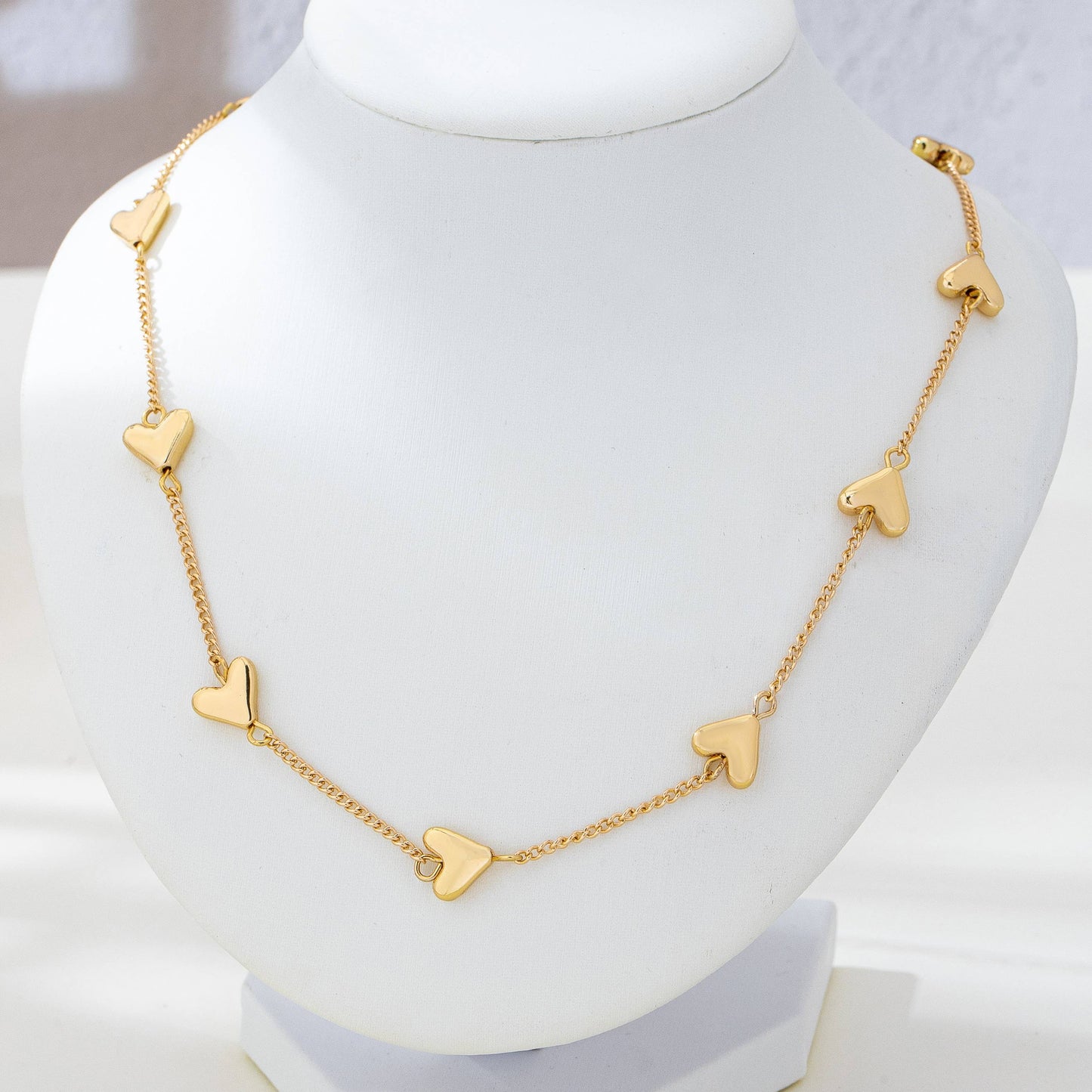 Heart Necklace - gold
